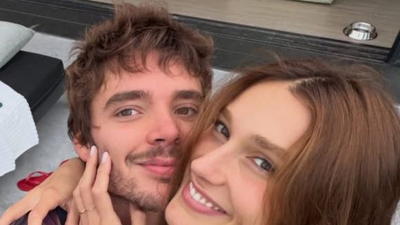 Sasha 'previu' rumor de gravidez ao ver vídeo postado pelo marido e admite incômodo: 'Não acho que podemos ou devemos normalizar falar sobre o corpo alheio'