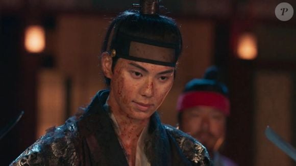 Boa parte do último episódio do dorama abordou o golpe contra o Yi-heon, que quase morreu e foi deposto do trono