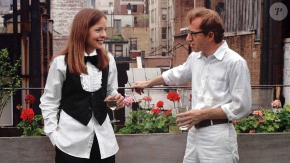 Algumas de suas obras mais famosas são 'Noivo Neurótico, Noiva Nervosa' (1977) e 'Meia-Noite em Paris' (2011)