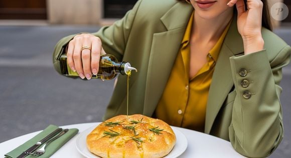 Se na cozinha o azeite é protagonista durante a Semana Santa, na moda ele surge como inspiração para novas tendências que valorizam tons naturais e elegantes
