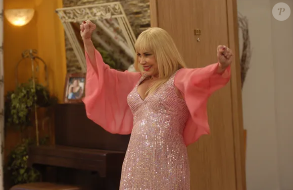 Em 'Toma lá, dá cá', Arlete Salles interpretou a mãe de Celinha (Adriana Esteves).