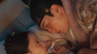 Quem namora quem em 'Bon Appétit, Vossa Majestade'? Química de YoonA e Lee Chae-min pega fogo em beijo, mas a resposta é um tanto chocante