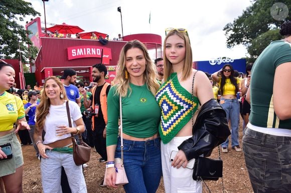 Tal mãe, tal filha! Sheila Mello e Brenda apostaram em looks inspirados no Brazilcore para torcer pelo Brasil em grande estilo