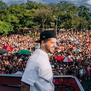 Zé Felipe: ‘Tinha que deixar pelo menos o clipe tocando aí atrás, cara. Para ver a Ana, já que ela bloqueou eu em tudo’