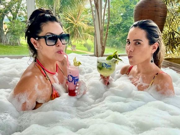 O momento a sós no qual foram flagrados teria sido quando eles conversaram sobre a separação de Dado e Wanessa.