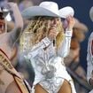 Eita! Beyoncé irrita fãs da NFL com gesto proibido em show de intervalo; entenda