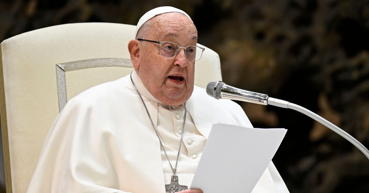 Papa Francisco: Saúde Atualizada Após 20 Dias Internado com Pneumonia Dupla