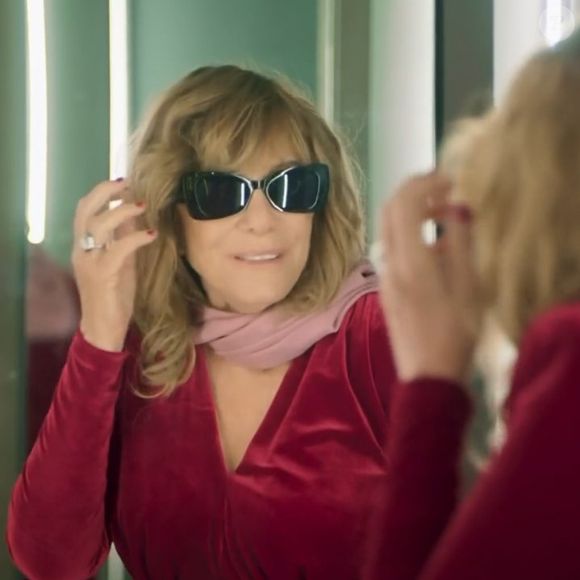 Renata Sorrah eternizou a vilã que sequestrou um bebê e sustentou a mentira por anos, criando a criança como filha sem levantar suspeitas.