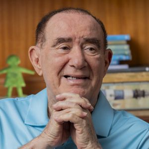 Renato Aragão completou 90 anos nesta segunda-feira (13)