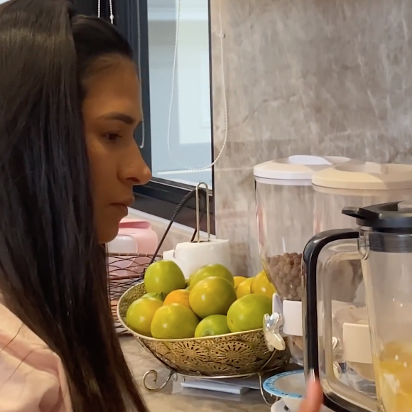 Em seguida, bata até que forme uma massa homogênea