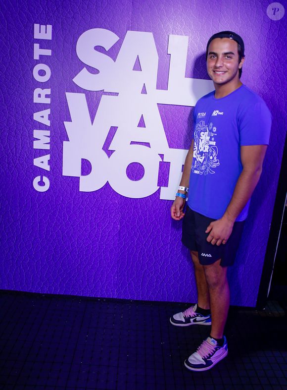 Carnaval 2025: Marcelo Sangalo foi fotografado no camarote Salvador, um dos mais disputados na folia baiana