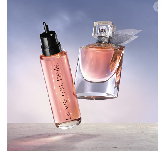 La Vie Est Belle tem diferentes tamanhos lançados no Brasil: a opção em refil é econômica e sustentável