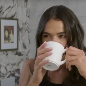 Chá para o inverno: Bruna Marquezine não abre mão do seu chá