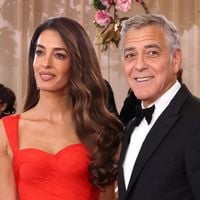 A dieta de George Clooney para manter o corpo aos 64 anos: ator e esposa comem sopa de algas e ovo cozido, mas não dispensam nhoque e noite de pizzas