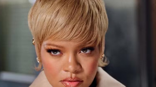 Pixie mullet promete ser tendência em 2025! Saiba como manter o corte alinhado ao longo do dia