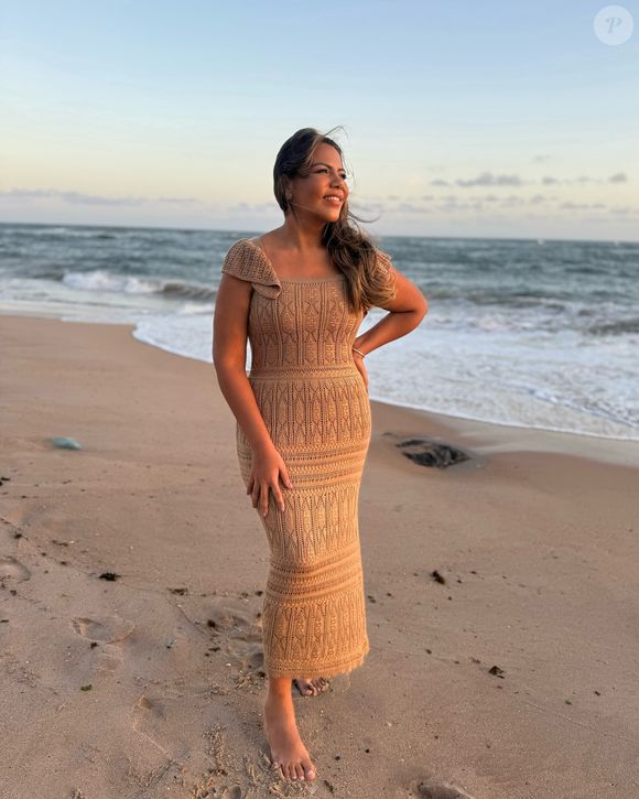 Já a lipoabdominoplastia trata a diástase, define a cintura com lipoescultura e remove excesso de gordura e pele abdominal