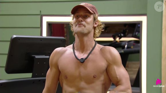 Matheus Martins pode ser eliminado de 'A Fazenda 17' com rejeição