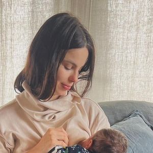 Sthefany Brito emociona ao revelar que chorava o dia inteiro após o nascimento do filho e explica como superou a depressão pós-parto