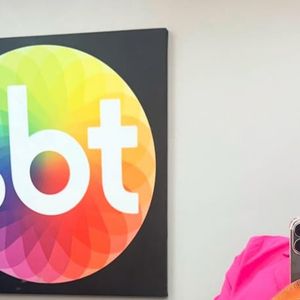 Contrato com o SBT, morte na família e alerta sobre saúde e sequestro: vidente revela 2025 de Jojo Todynho