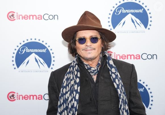 Johnny Depp pode voltar a interpretar o Capitão Jack Sparrow em 'Piratas do Caribe 6'. O ator está em negociações com a Disney para retornar à franquia