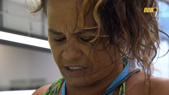 Internautas detonam Solange Couto após atriz citar mãe falecida de Ana Paula Renault no 'BBB 26'