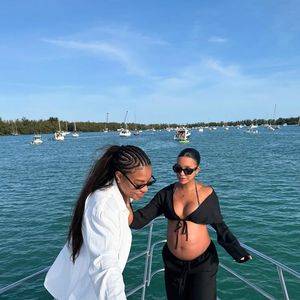 'Hoje a gente multiplicou o amor. Sinto que nunca fomos tão abençoadas por Deus como agora. Bem-vinda ao nosso paraíso, Zuri. Aqui, nós 3 seremos as mulheres mais felizes do mundo!'