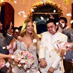 Antes de Luís Ribeirinho, Luísa Sonza foi casada com Whindersson Nunes; os dois oficializaram a união em 28 de fevereiro de 2018, em uma cerimônia realizada na Capela dos Milagres, em Alagoas