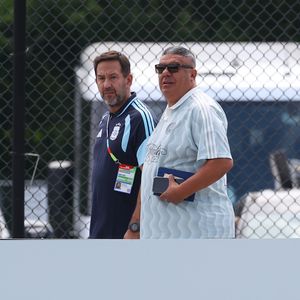 Segundo o jornal argentino La Nación, agentes do FBI e promotores federais dos Estados Unidos iniciaram uma investigação preliminar para apurar operações financeiras milionárias da AFA realizadas em território norte americano