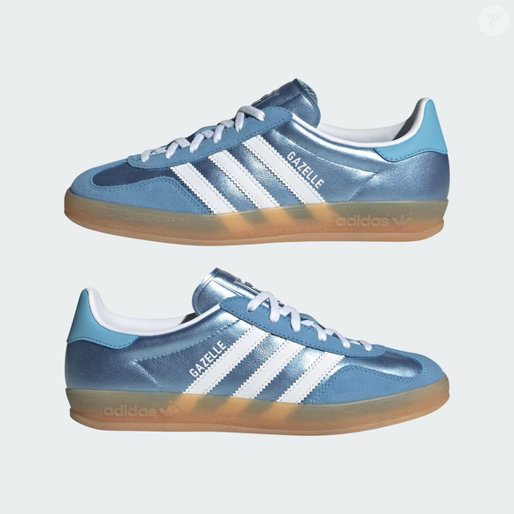 Com preço de R$ 699,99 até o fechamento desta matéria, o Adidas Gazelle Indoor Aquamarine se destaca pelo visual metálico e pela facilidade de combinação com jeans, vestidos e jorts