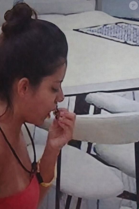 Após atitude de sister no BBB 26, médico alerta para riscos como Salmonella e E. coli.