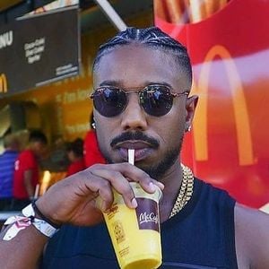 Uma simples interação nas redes sociais do astro acabou ligando o nome de Michael B. Jordan ao da brasileira Bruna Marquezine e movimentou a internet