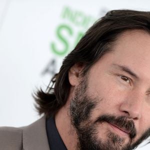 Keanu Reeves é um dos maiores atores de Hollywood, além de ser um dos mais bem pagos