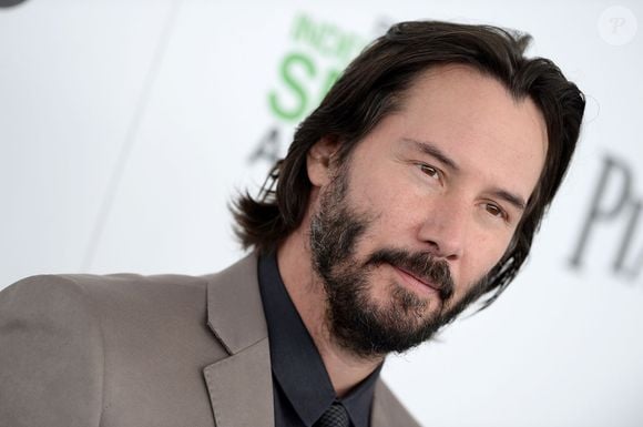 Keanu Reeves é um dos maiores atores de Hollywood, além de ser um dos mais bem pagos