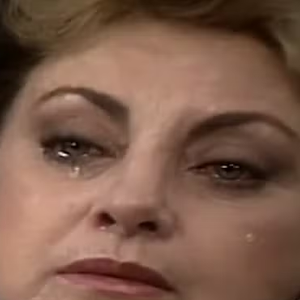 Beatriz Segall elogiou Renata Sorrah durante cena de confrotno em Vale Tudo: "A Renata fez uma coisa muito inteligente: falou num tom sem raiva, sem ódio, só com uma certa mágoa dizendo para a mãe tudo o que ela tinha sofrido na infância.