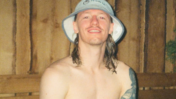 Quem é Safonov, goleiro do PSG e 'carrasco' do Flamengo no Intercontinental? Com 1,92m, russo de 26 anos é visto como 'líder nato' e adora matemática e xadrez