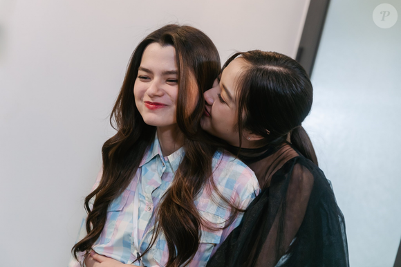 'Gap: The Series': duas jovens se envolvem em um caso amoroso após começarem a trabalhar juntas