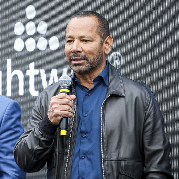 Pai de Neymar Jr. desembolsa fortuna por cobertura que estava encalhada desde o fim do casamento da apresentadora com o dono da RedeTV!