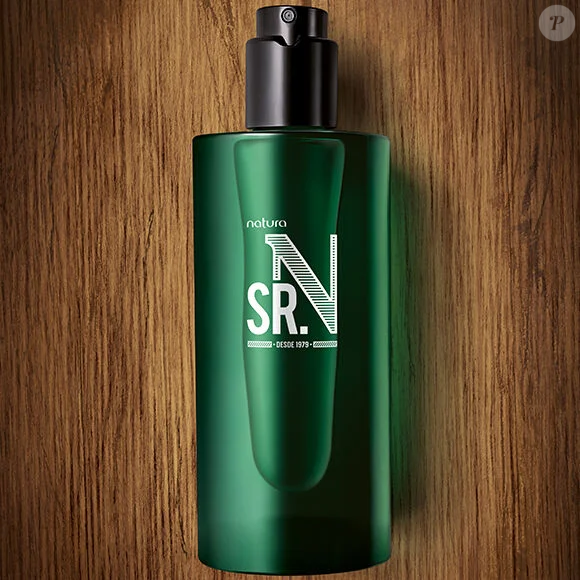 Algumas fragrâncias têm o poder de despertar lembranças especiais. Foi exatamente isso que aconteceu quando reencontrei o Sr N, perfume criado em 1979 e que marcou uma geração inteira