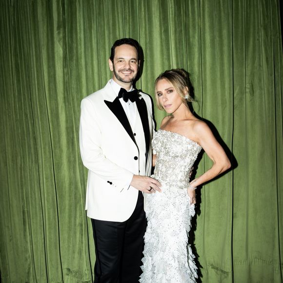 Lethicia Bronstein e  o empresário Frederico Pompeu celebraram 20 anos de casamento