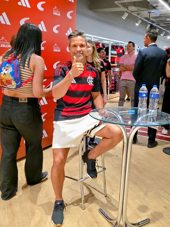 Além do patrimônio imobiliário, Diego mantém renda estável como comentarista esportivo da TV Globo e ampliou atuação no mercado financeiro com parceria com a Genial Investimentos
