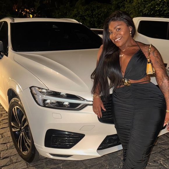 Jojo Todynho afirmou que suas 'novas' pernas estão lindas após a plástica