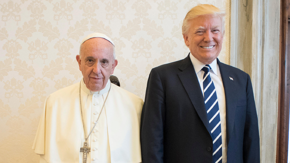 O próximo papa será conservador? Especialista em Igreja Católica avalia possível influência de Donald Trump e alerta: 'Os cardeais são imprevisíveis'