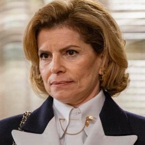 Hoje Odete Roitman em 'Vale Tudo', Debora Bloch já foi perseguida por stalker com maleta estilo 007: 'Fiquei com medo'