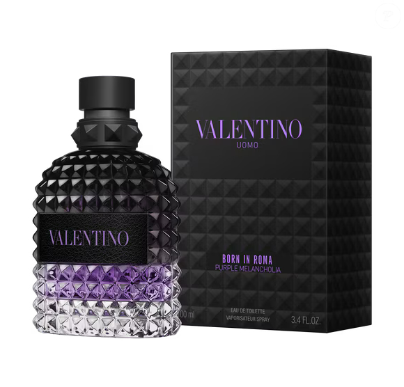 Com perfil olfativo Amadeirado Aromático, o lançamento da Valentino entrega um aroma refrescante, encorpado e elegante, ideal para quem prefere perfumes masculinos com assinatura moderna