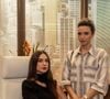 Ao lado de sua irmã Mila, interpretada por Tamie Panet, Zara apronta diversas barbaridades que provocam reviravoltas na trama