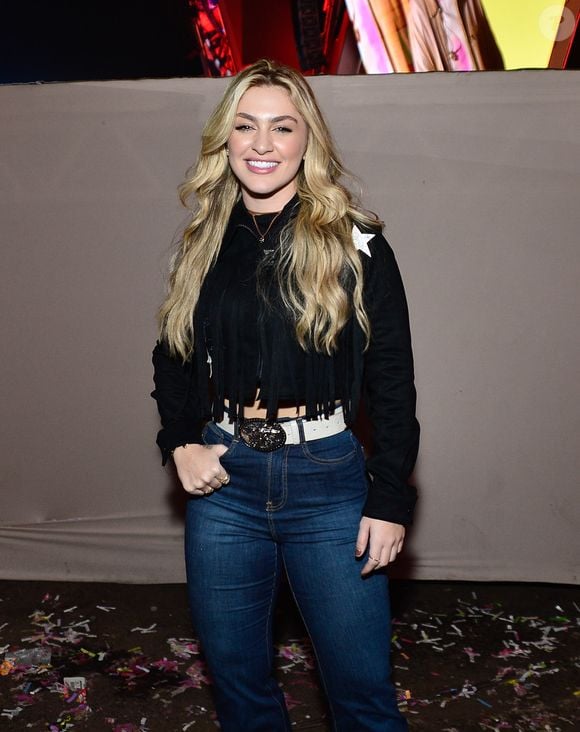 Duda Bertelli ganhou apelido de Cabelão Dourado por conta de música que gravou