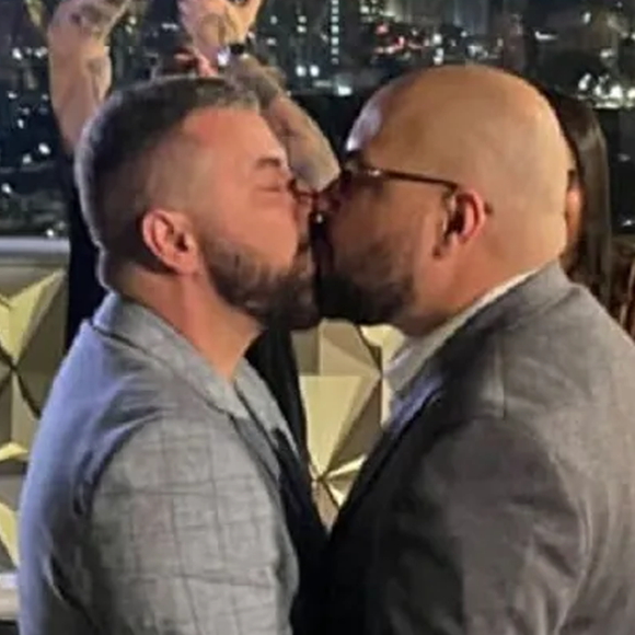 Tiago Abravanel, que é um homem gay, criticou a tia Patrícia após fala homofóbica em 2016: 'extremamente infeliz e abominável'