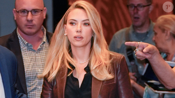 Nem timidez, nem estrelismo: o motivo de Scarlett Johansson recusar selfies com fãs é mais profundo do que parece