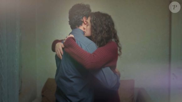 Bahar e Arif conversam sobre uma possível internação de Sirin na novela 'Força de Mulher' no capítulo de 25 de junho de 2025, quarta-feira