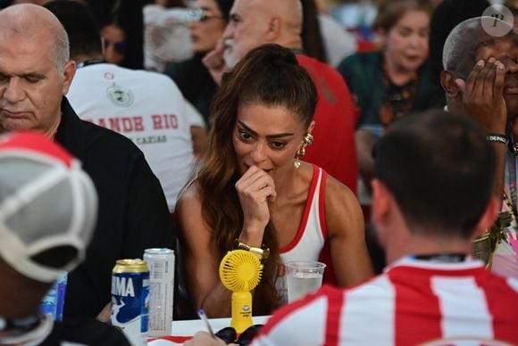Juliana Paes mostrou ansiedade com o início da apuração do Carnaval 2026 do Grupo Especial do Rio